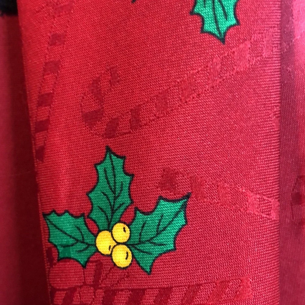 Vintage Jolly Holly Santa Claus Tie